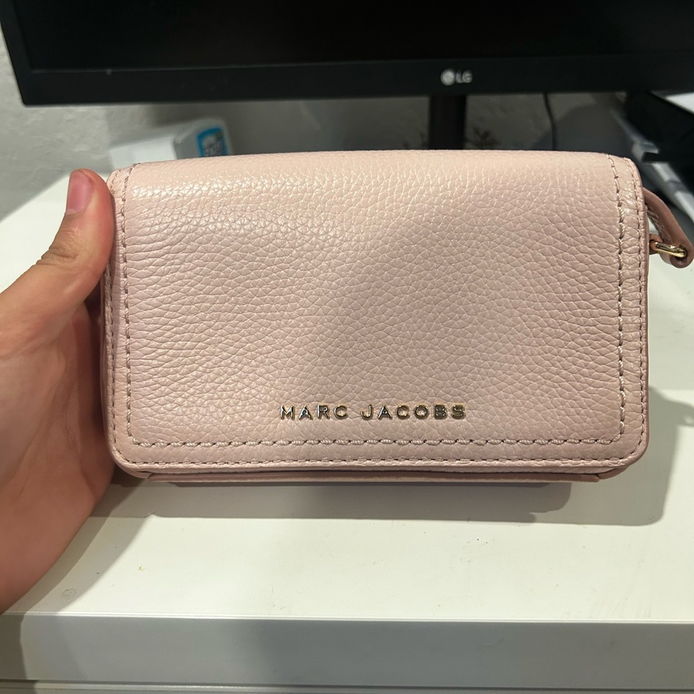 Marc Jacobs Pink Pebbled Leather Wallet